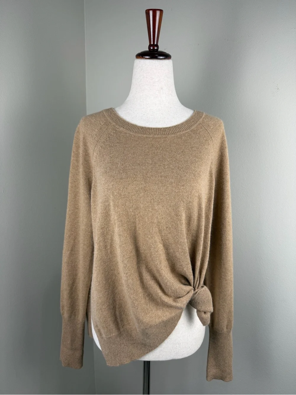 J.Crew 100% Cashmere Sweater Tan Camel Crewneck Pullover Size M
